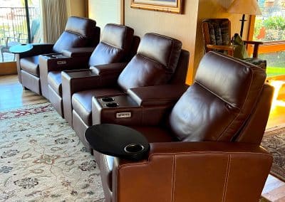 Del Reys II with wide console wedge arms